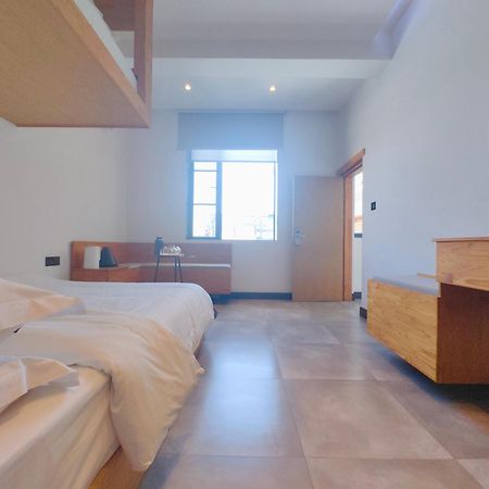 Dali Loft Travelling With Hostel Exterior foto